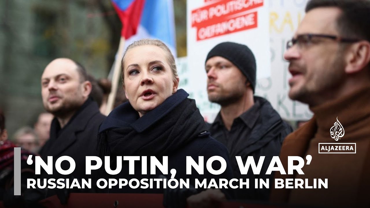 Марш российской оппозиции в изгнании против Путина в Берлине