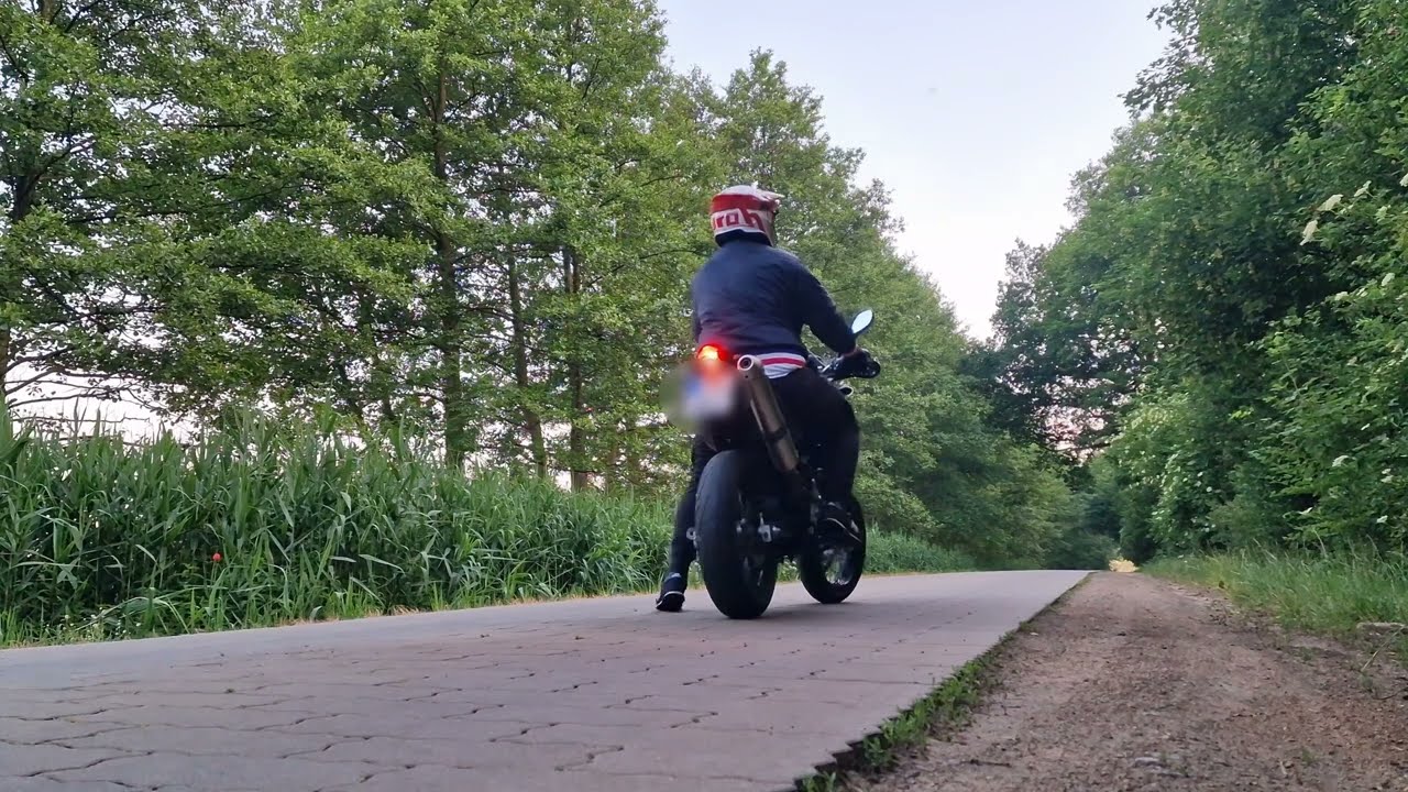 Yamaha XT660X Soundcheck and Flyby with Akrapovic 2 in 1 and DB Killer (4k 60 FPS)