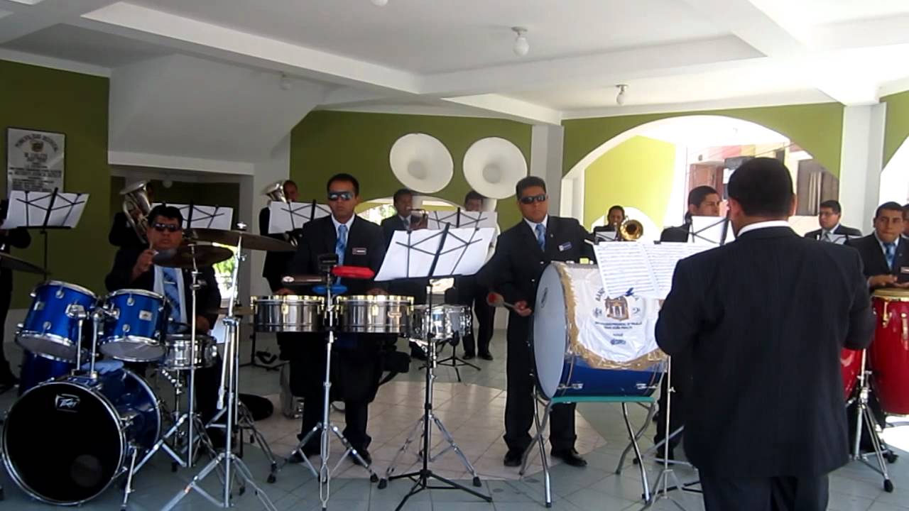 BANDA DE MUSICA DE LA MUNICIPALIDAD PROVINCIAL  DE TRUJILLO TRISTE CANCION DE AMOR