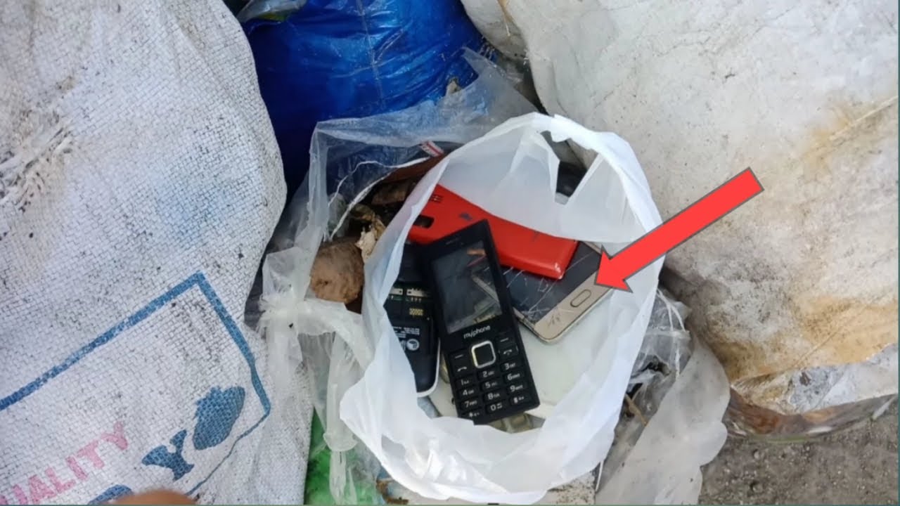 looking old phone in the rubbish | restoration samsung j2 prime and reuse