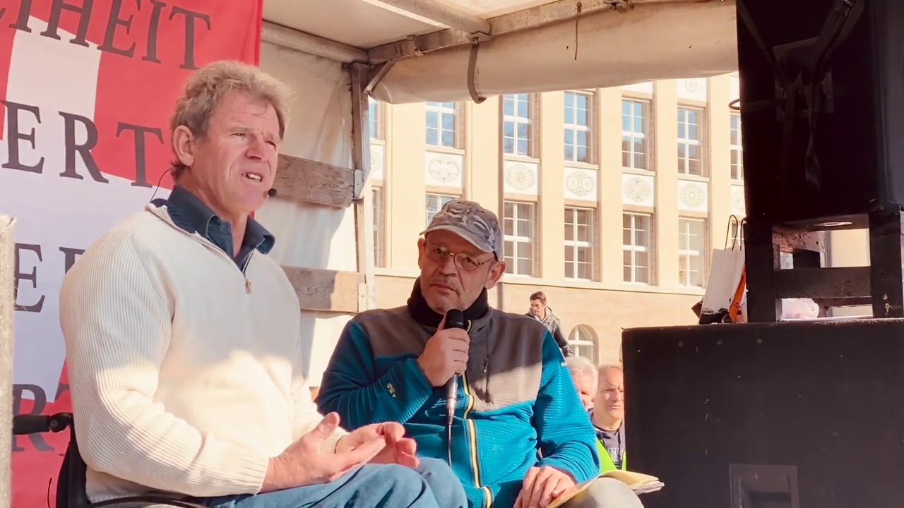 Demo - Ruedi Weber - SVP-Politiker - Rede in Chur - 06.03.21 - Stiller Protest