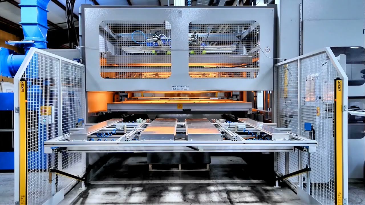 Máquina de termoconformado de plástico MASTERFORM TWS - MAQUINARIA INTERNACIONAL