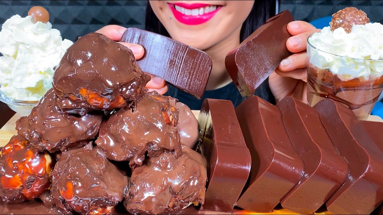 ASMR TRIPLE CHOCOLATE MOUSSE DESSERT, CHOCOLATE PUDDING, PROFITEROLE, MASSIVE Eating Sounds