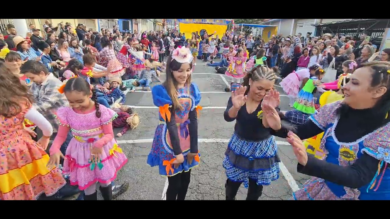 Dança Quadrilha Fundamental 1 Festa Junina 2022 Colégio Degraus Objetivo Guilhermina