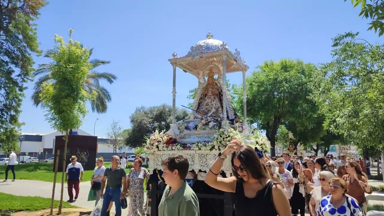 virgen de consolacion por el paseo utrera 2023