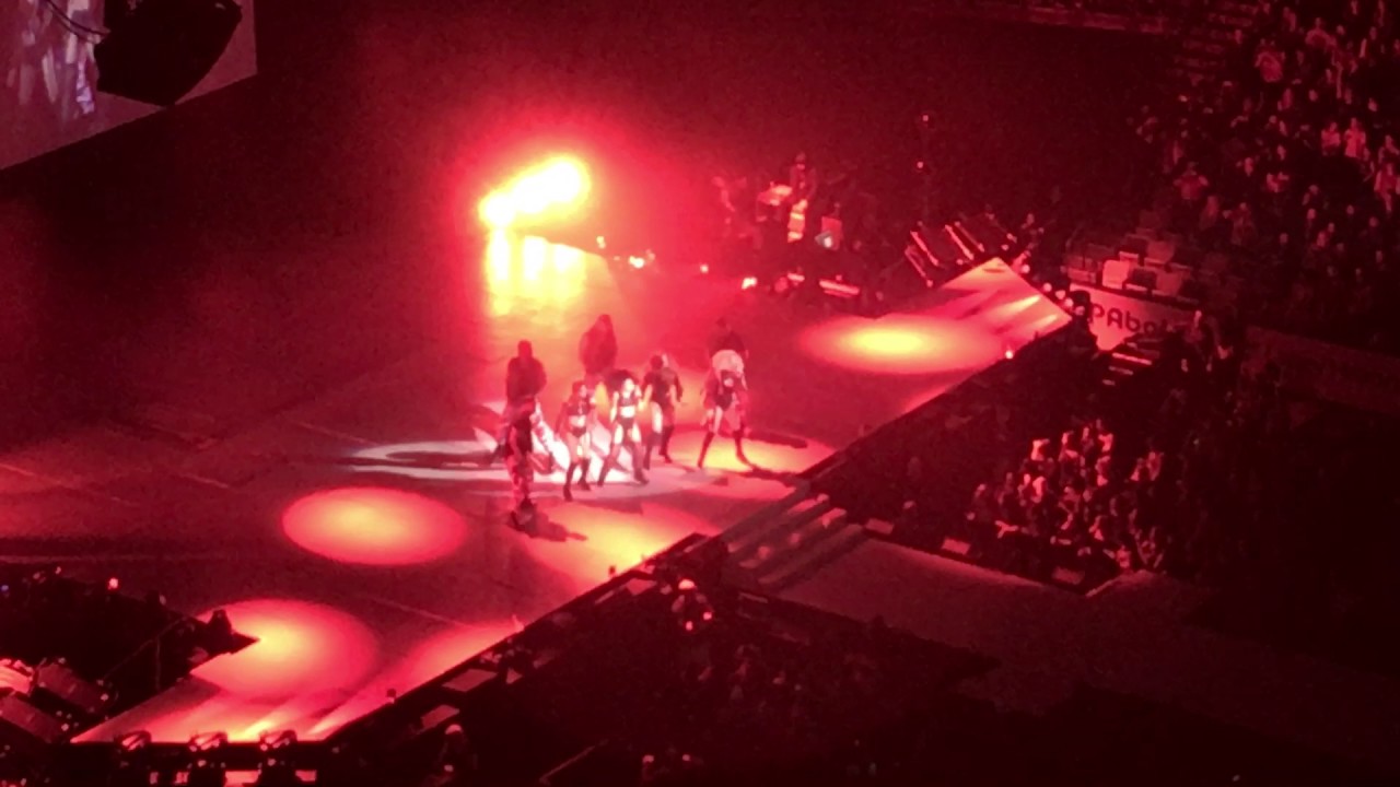 Salute - Little Mix (Live at the Dangerous Woman Tour)