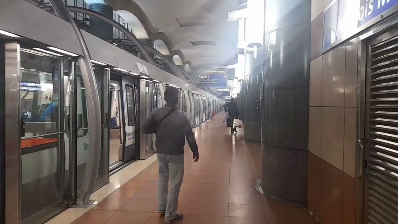 Métro ligne 14 à Bibliothèque François Mitterrand  - MP 89 CA et MP 14