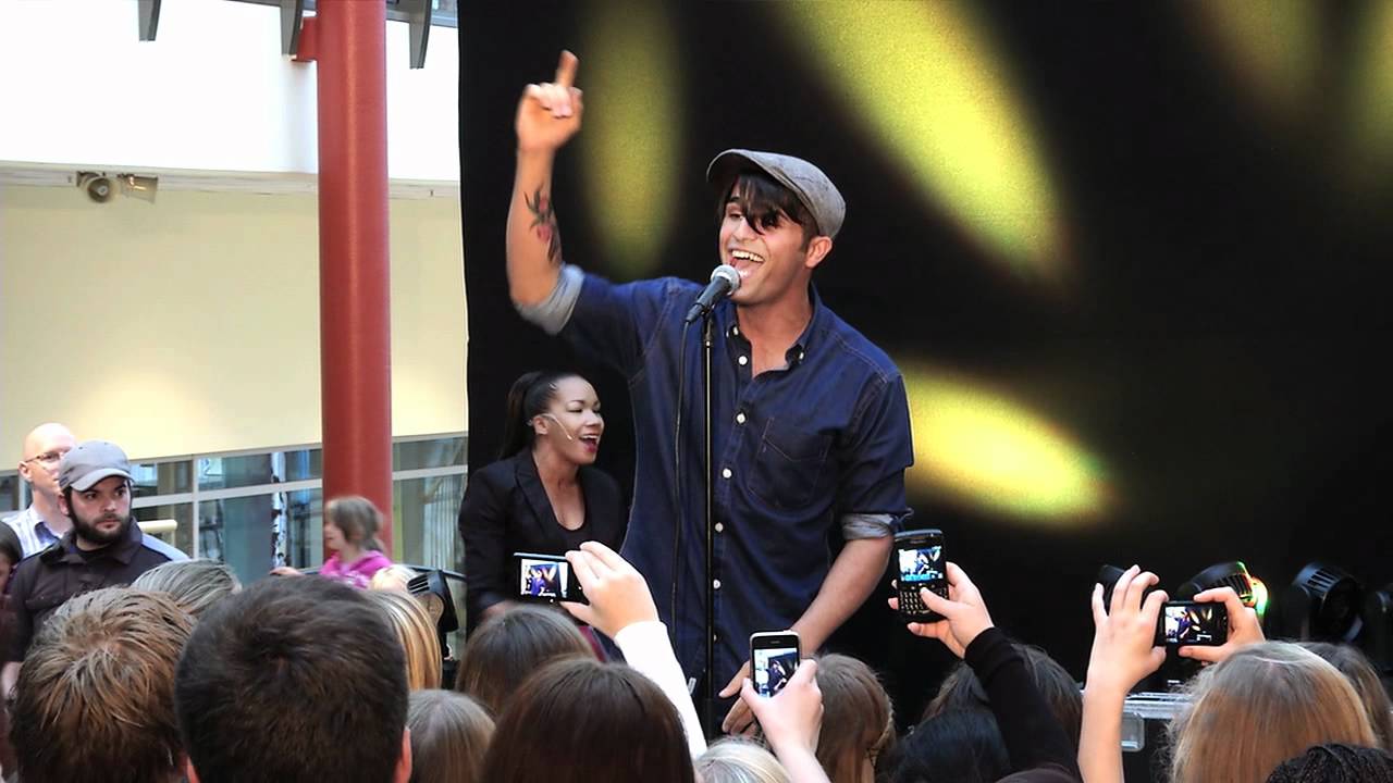 Tooji p&aring; Sartor Storsenter