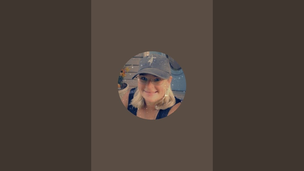 Lorraine Ann  is live!