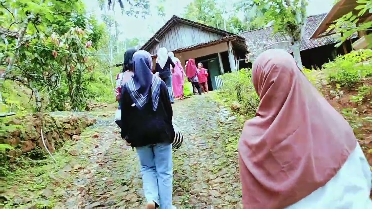 Ke rumah saudara di pucuk gunung
