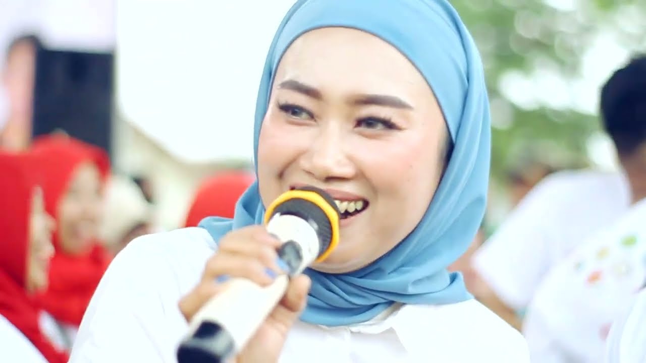 Gala Gala, Si Kribo, Runtah ( Medley) Astri ft Andani || Live lapang bola balekambang majalaya