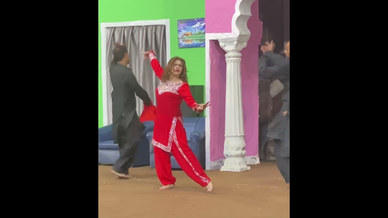Minahil Khan New Dance Video In Mehfil Theater...