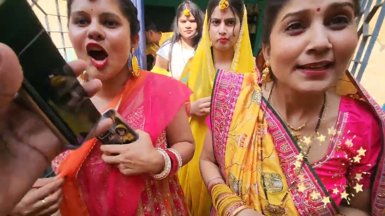Thoda sa Haldi, thoda sa drama👈#Haldi #OOTD #TraditionalVibes #Yellow