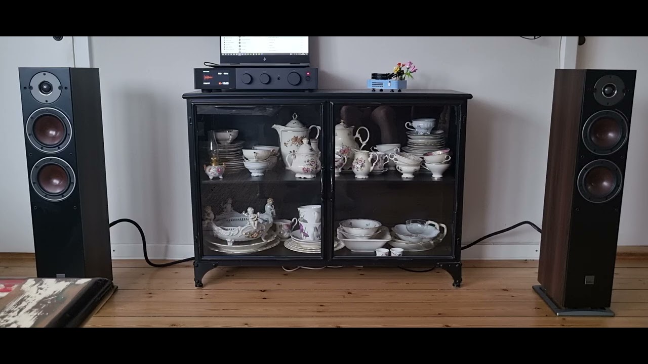 SOUND DEMO || Dali Oberon 5 + Audiolab 9000a || 