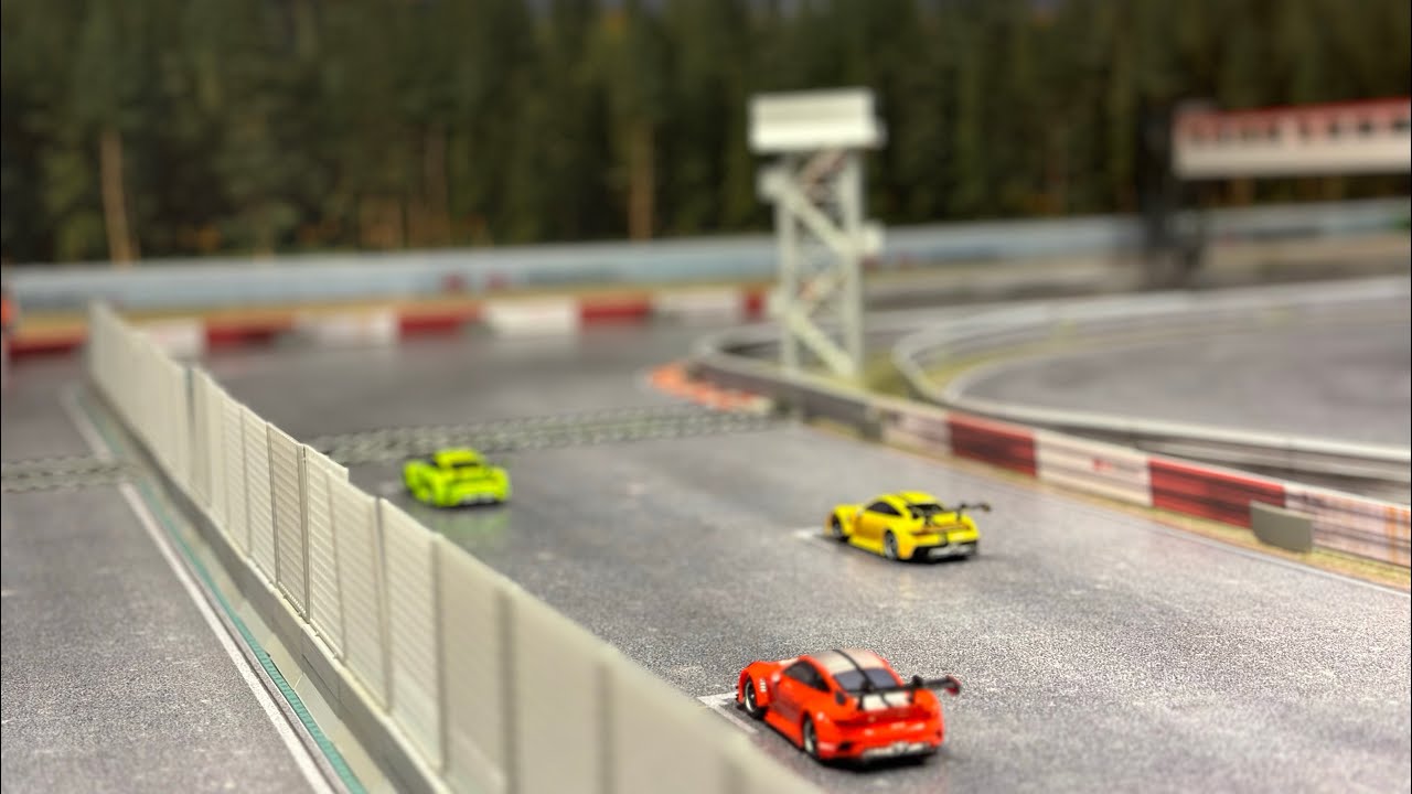 NiederrheinRing | DR!FT MANIA Düsseldorf | Neue Roll-Rennstrecke für DR!FT und Carrera Hybrid