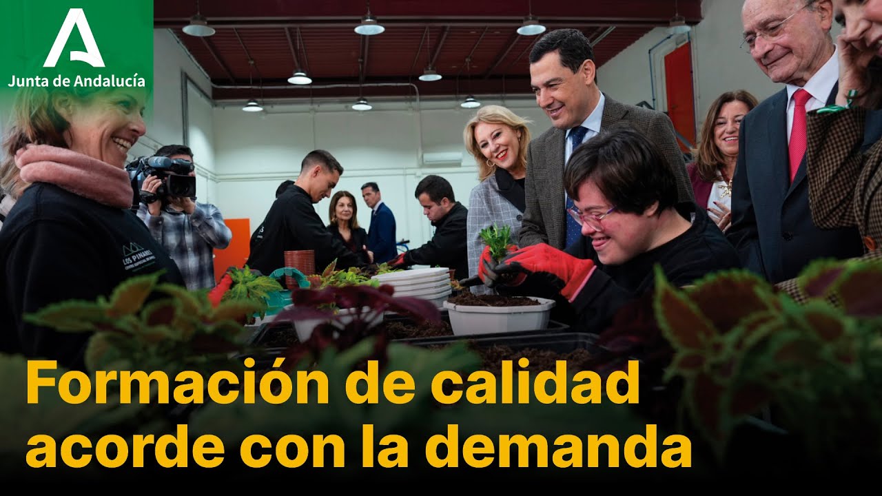 El presidente de la Junta inaugura en Málaga la rehabilitación del centro de FPE ‘Remedios Rojo’