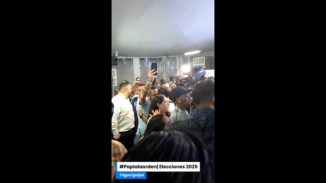 #Papialaorden| Conferencia de Prensa de campa&ntilde;a de Papi a la Orden