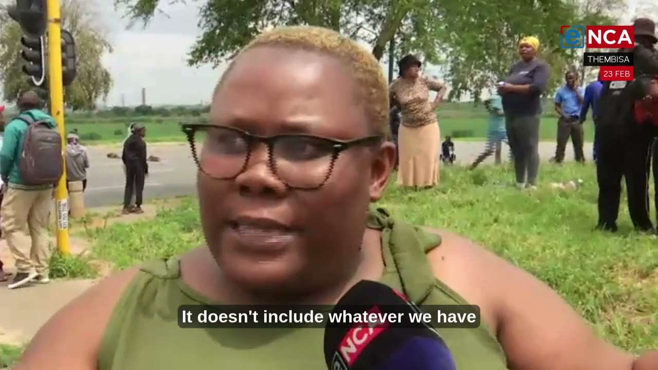 Tempers flare over power, service delivery in Thembisa