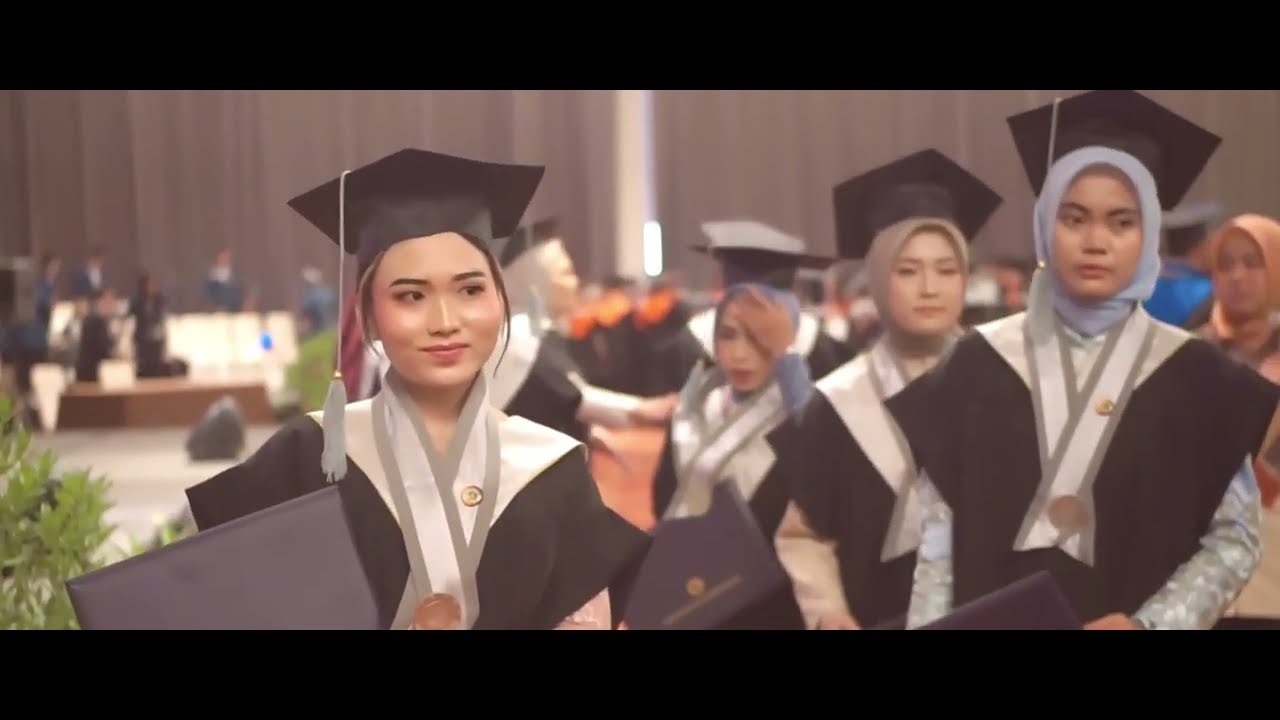 LIPUTAN WISUDA XV POLITEKNIK NEGERI INDRAMAYU 2025