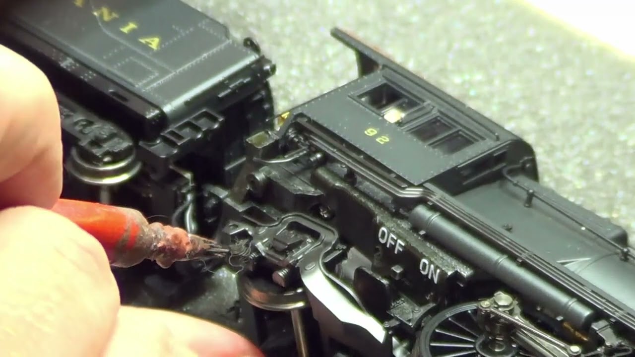 Improving an HO Scale Steam Engine with a little Paint