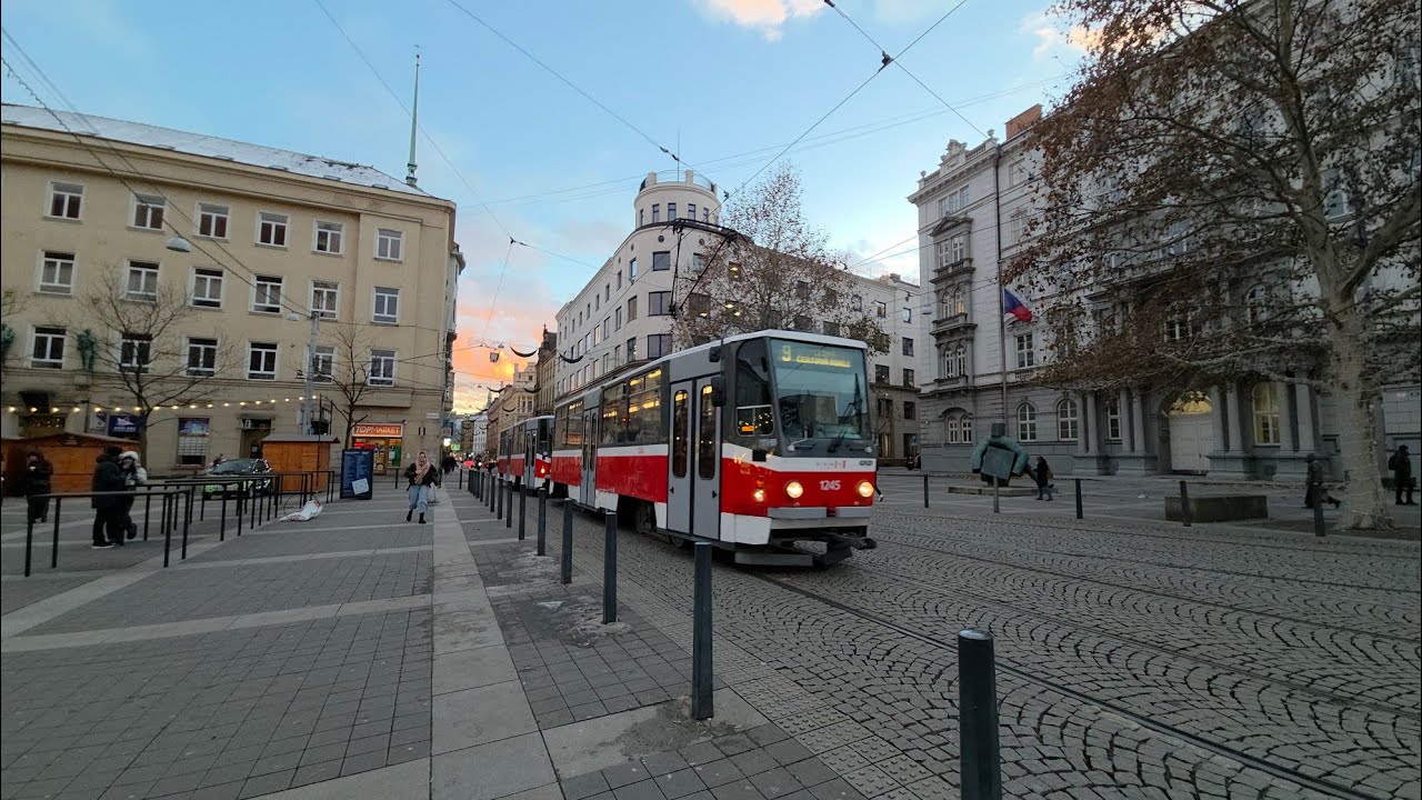 Jízda soupravou tramvají T6A5 1245+1246 na lince 9 směr Lesná