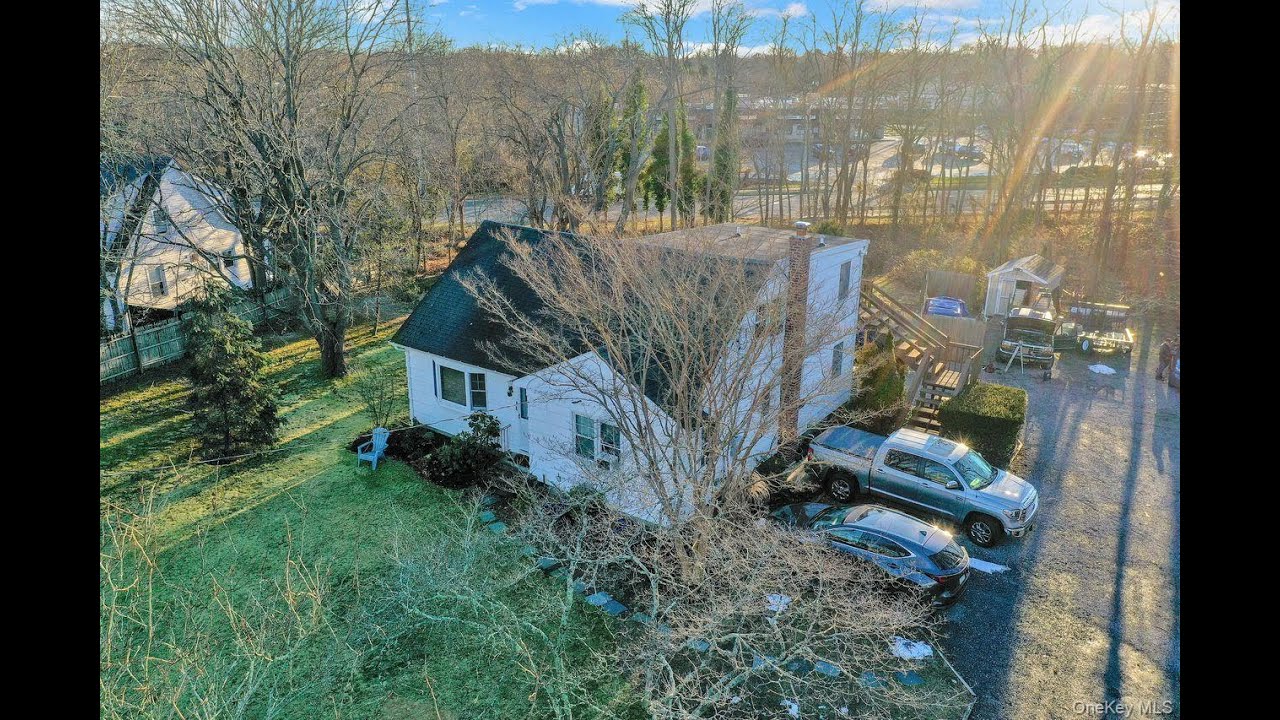 Video preview - Residential for sale - 10 Eastport Manor Road, Eastport, NY 11941