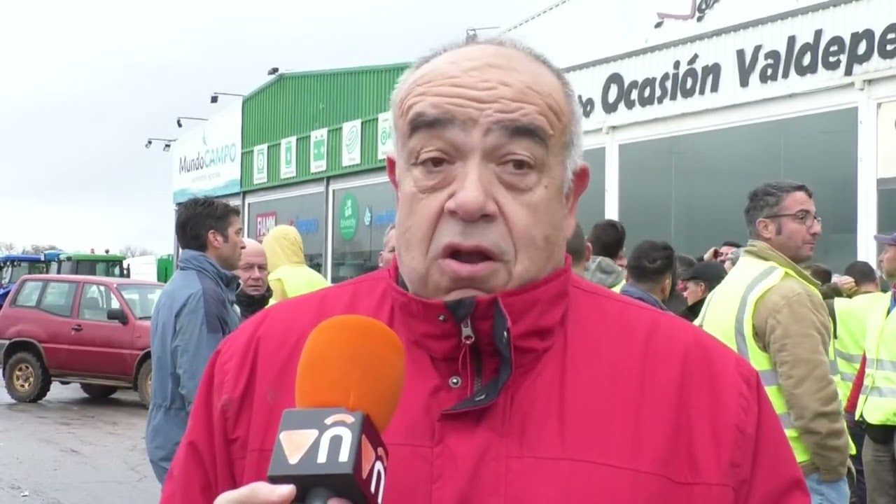 PROTESTA AGRARIA POLÍGONO ENTRECAMINOS - NOTICIA INFORMATIVOS 09/02/2024