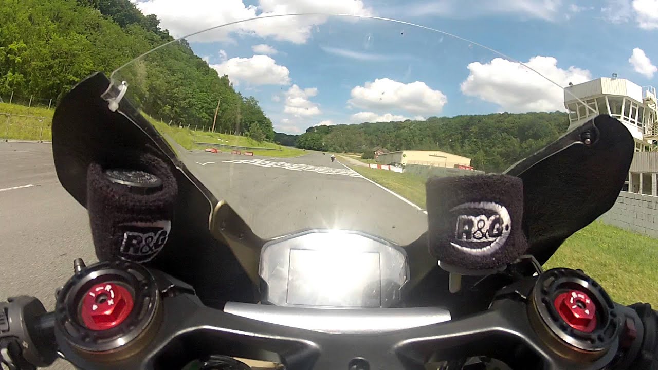 CIRCUIT FOLEMBRAY - DUCATI 1199 PANIGALE - CHRONO 53.1