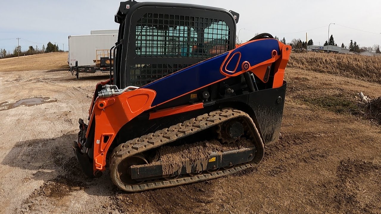 Grading out the yard, First use of my Kubota SVL65-2