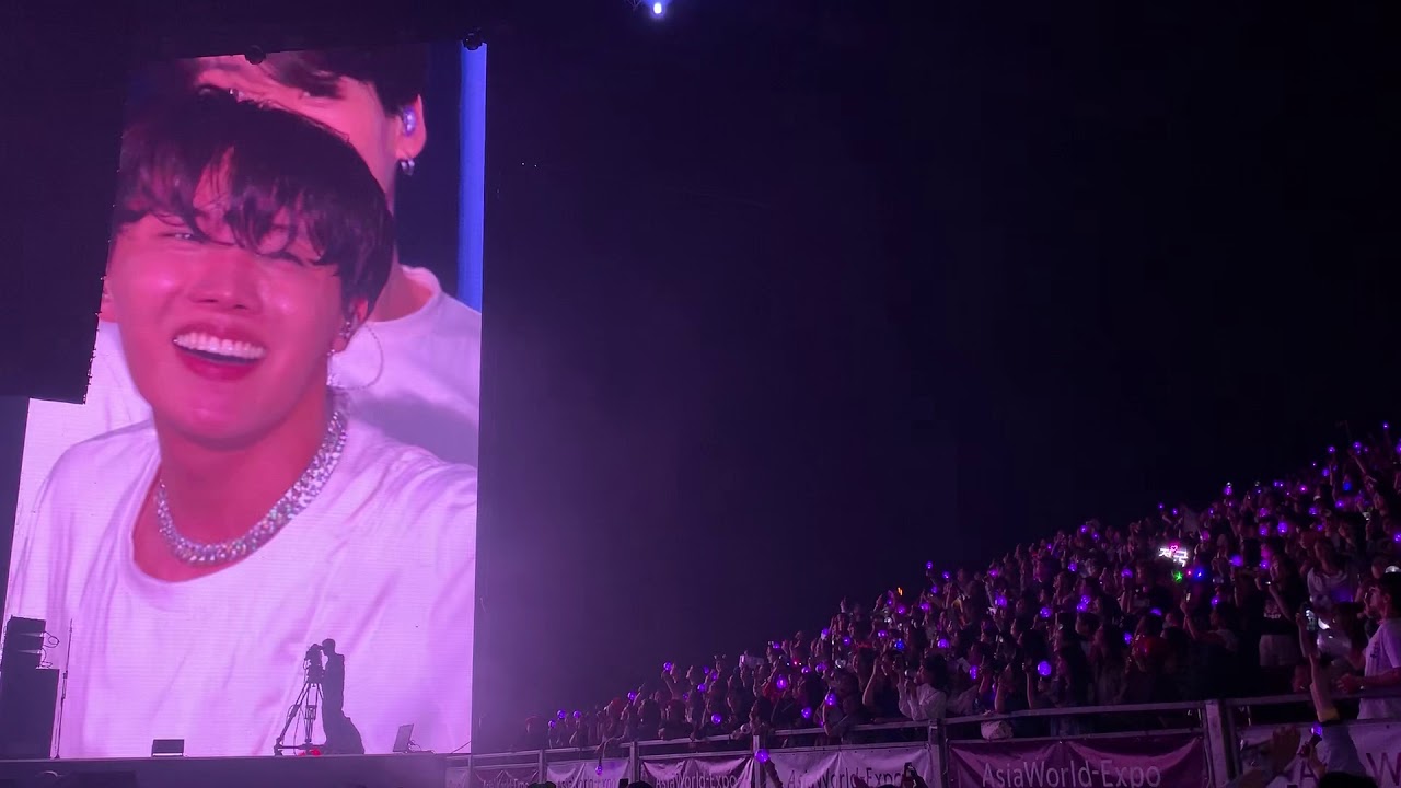 BTS WORLD TOUR LOVE YOURSELF HONG KONG 200319 - ENCORE STAGE SO WHAT & ANPANMAN ft. PARK BO GUM