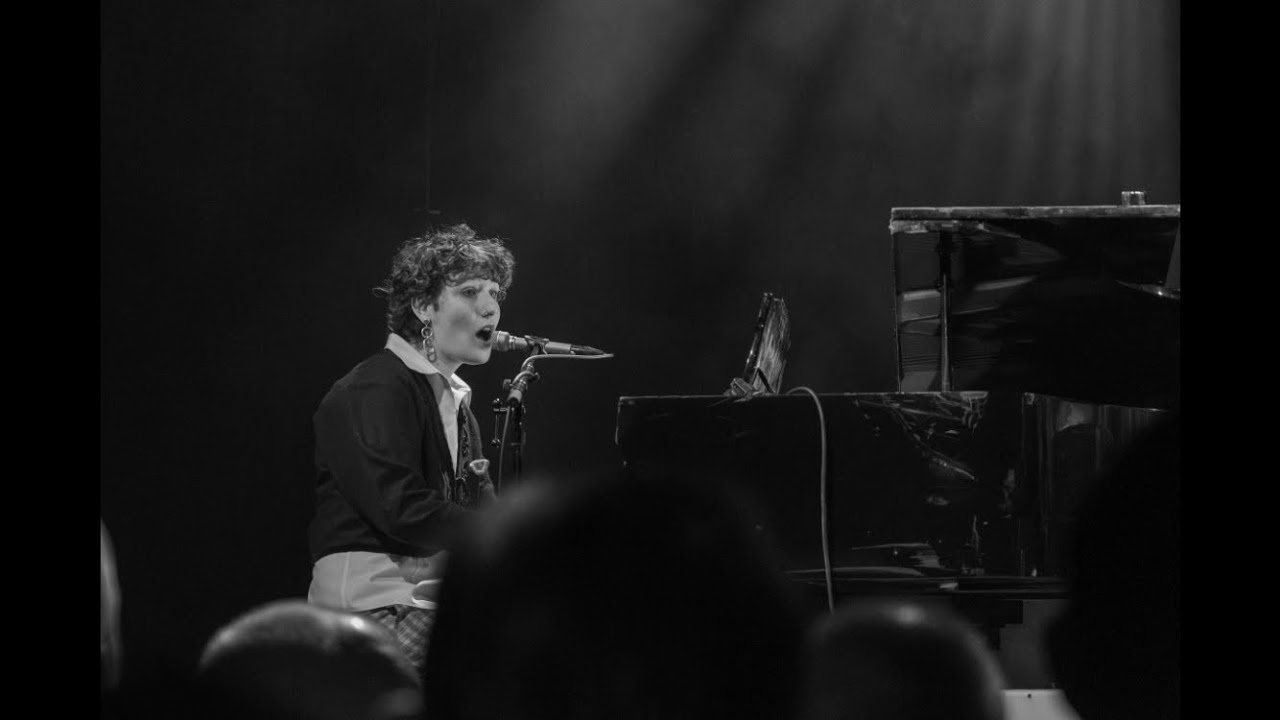 Some Parts Heal - edith and Antwerp Queer Choir - Ancienne Belgique