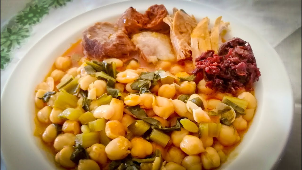 COCIDO de GARBANZOS con ACELGAS y con su PRINGÁ.