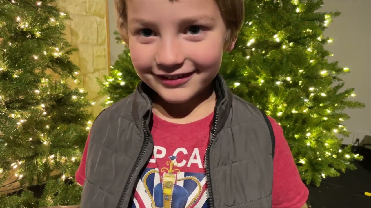 Kids Telling Christmas Story 2022