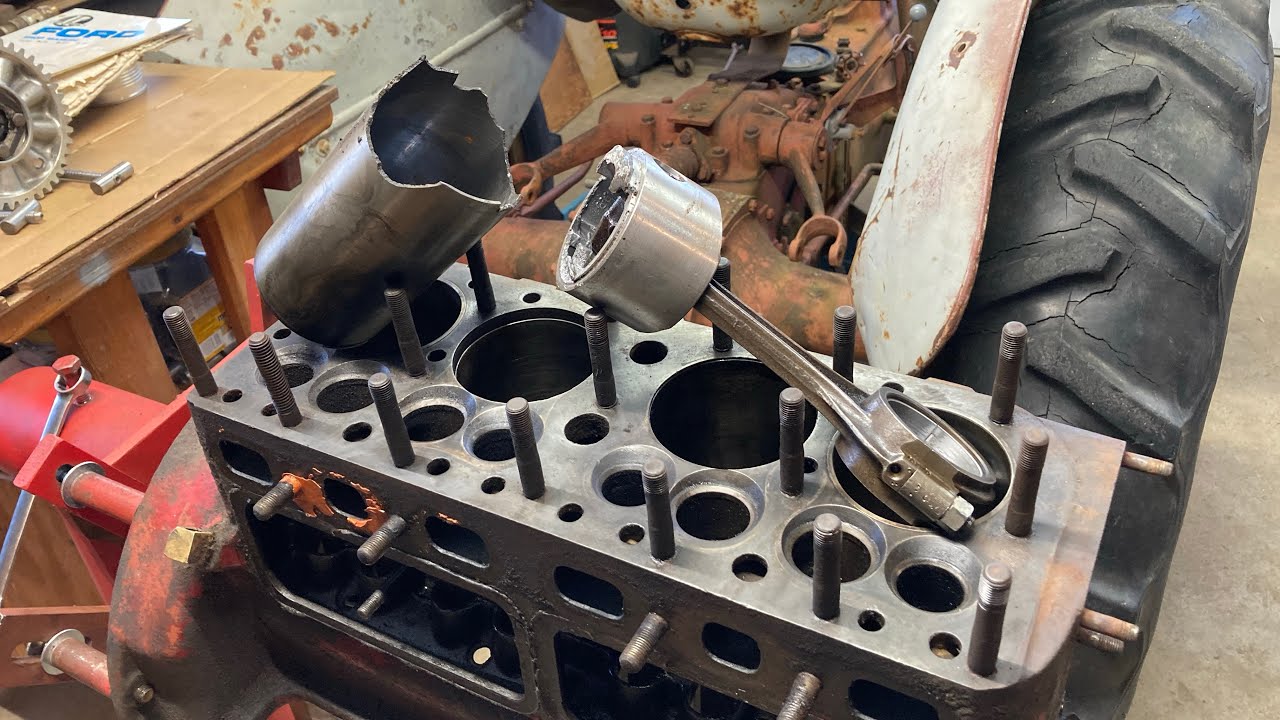 Can This Ford 2N Engine be Saved??? Squatch Sr's Latest Shop Project