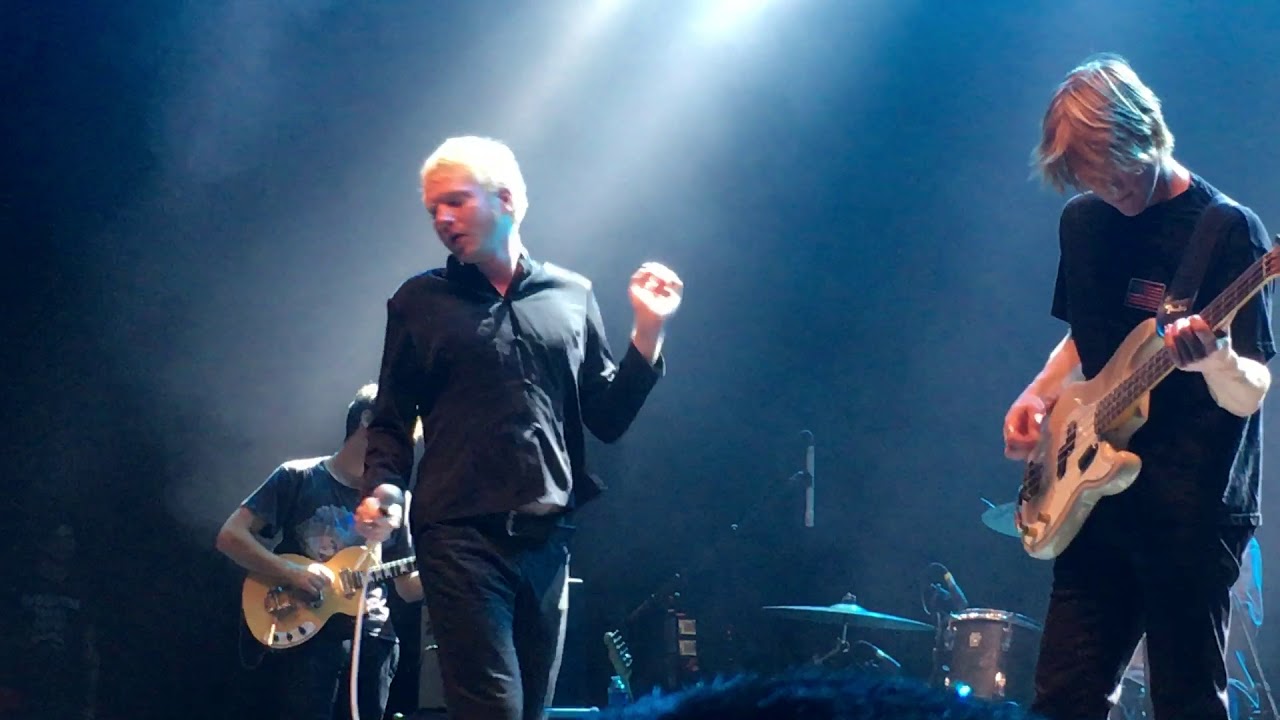 The Orwells - Who needs you (Live Paris 2017)