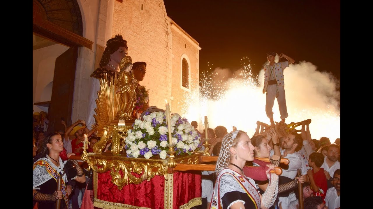 Entrada de Santa Tecla a la Parròquia Sitges 2019