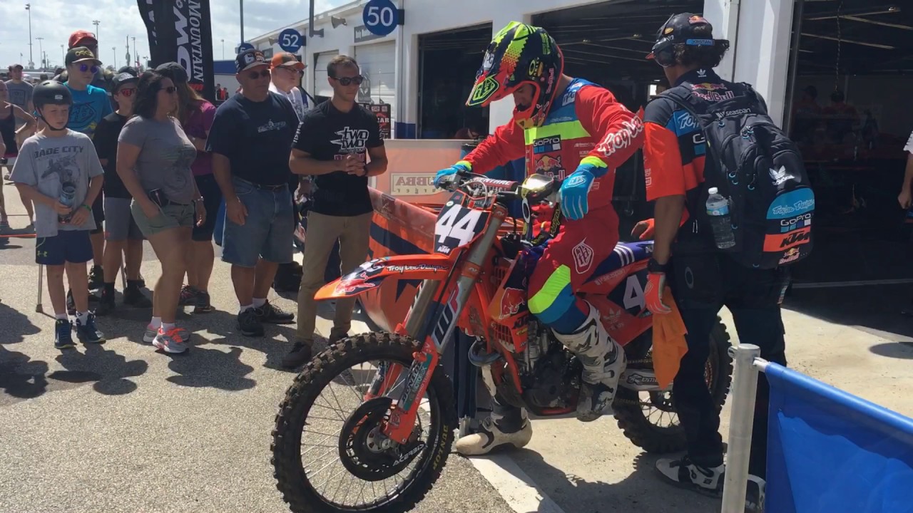 PXEE TV :  USA INSIDE DAY 3