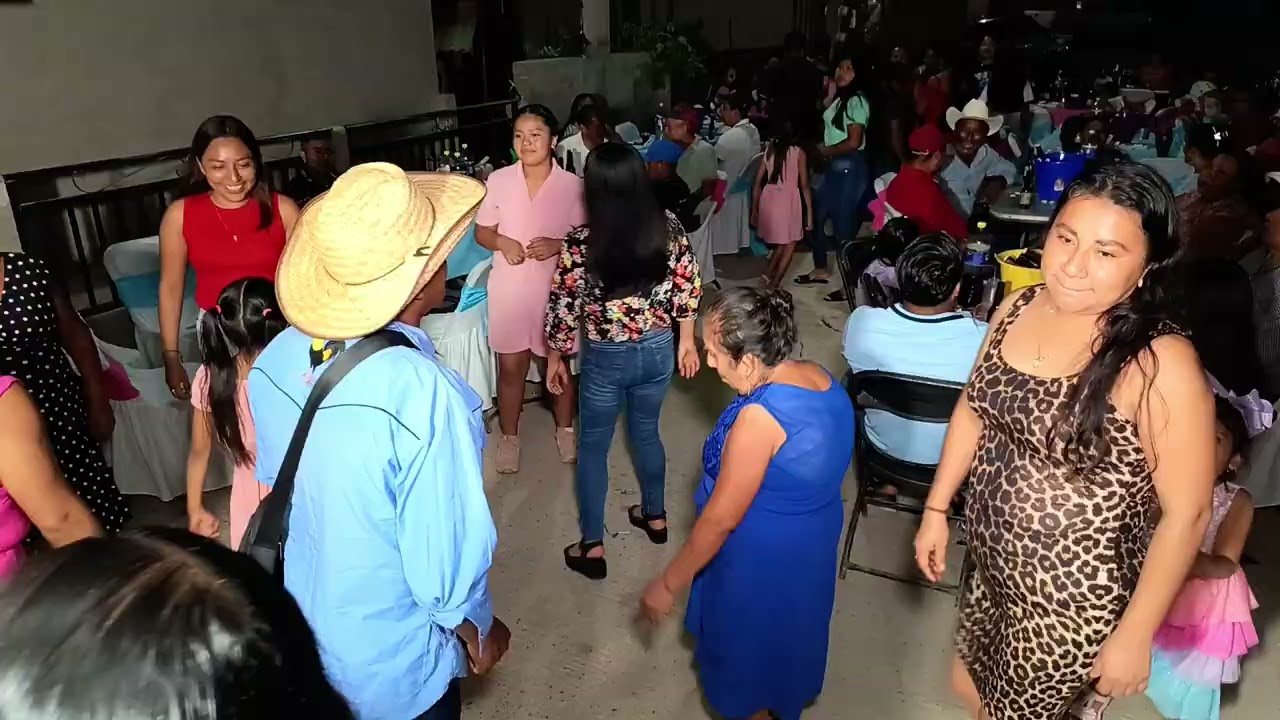 Cumpleaños del señor Edilberto Valera y la señora Berna Vázquez 