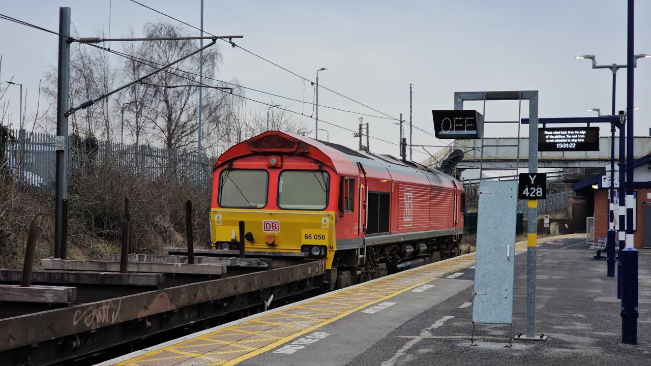 Trains at Thirsk Railway Station | 69002 + 66313 + 66554 + 66056! | 07.03.2025