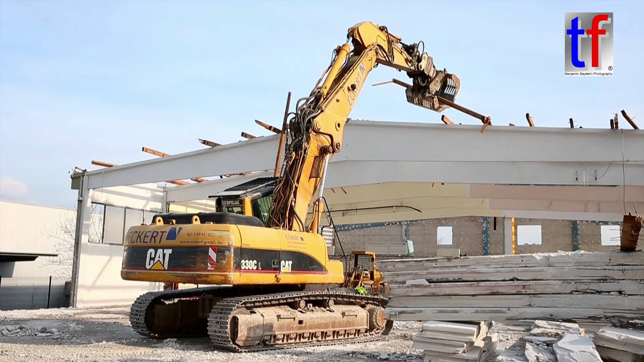 CAT 330C L UHD Warehouse Demo / Abbruch Lagerhalle, Winnenden, 18.02.2016.