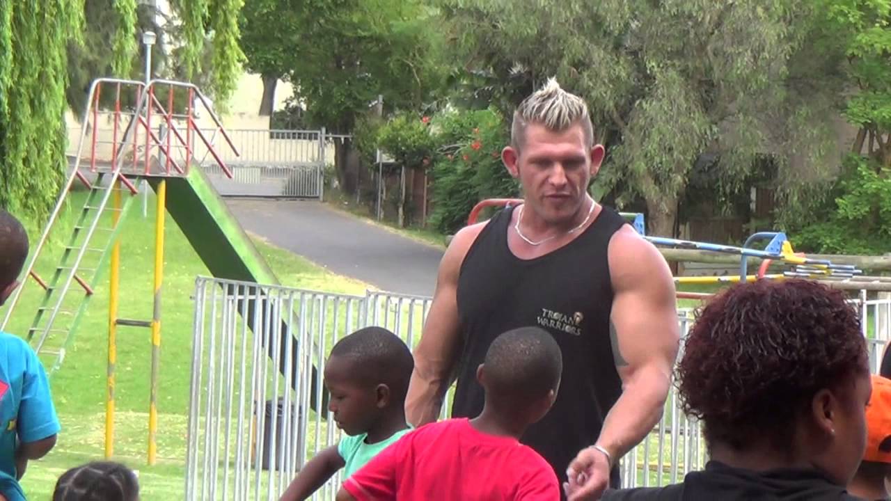 Trojan Warriors visit Durbanville Children's home
