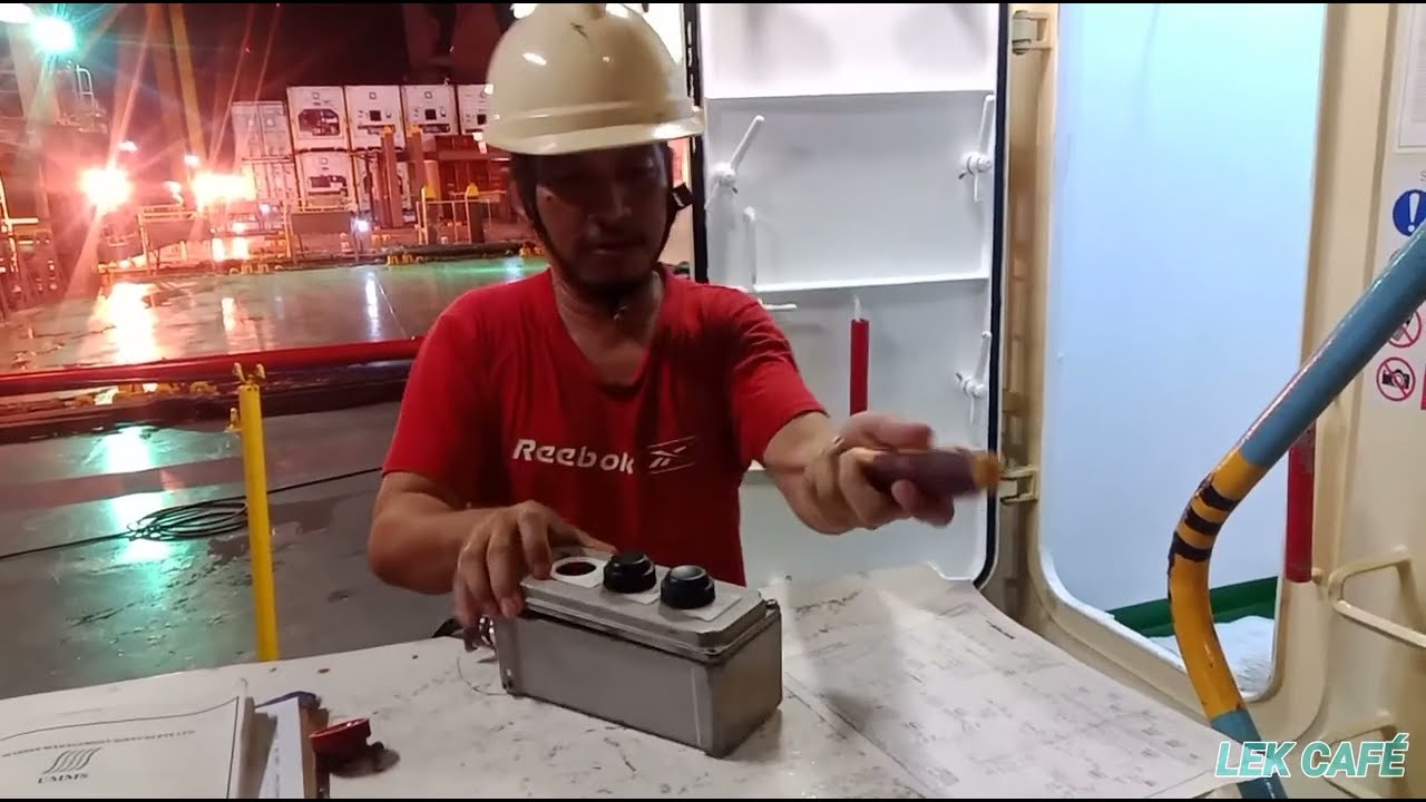 Accommodation Ladder troubleshoot (up control malfunction)