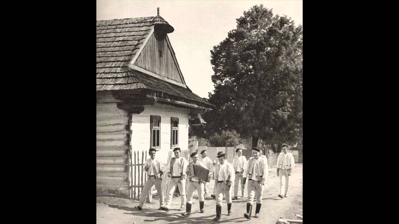 Ján Ambróz - Pod úbočou (Slovak Folk Song)
