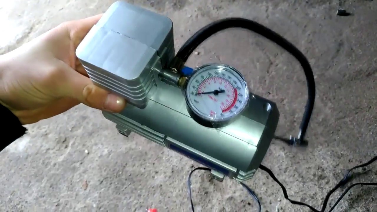 CHIŃSKI MAŁY KOMPRESOR 12V POMPUJEMY KOŁO