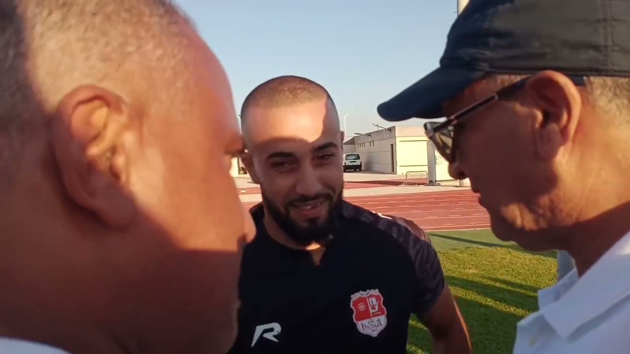 والي عنابة يزور عناصر اتحاد عنابة بملحق ملعب 19 ماي  ومدرب الفريق لكناوي نذير يقدم عناصر الفريق