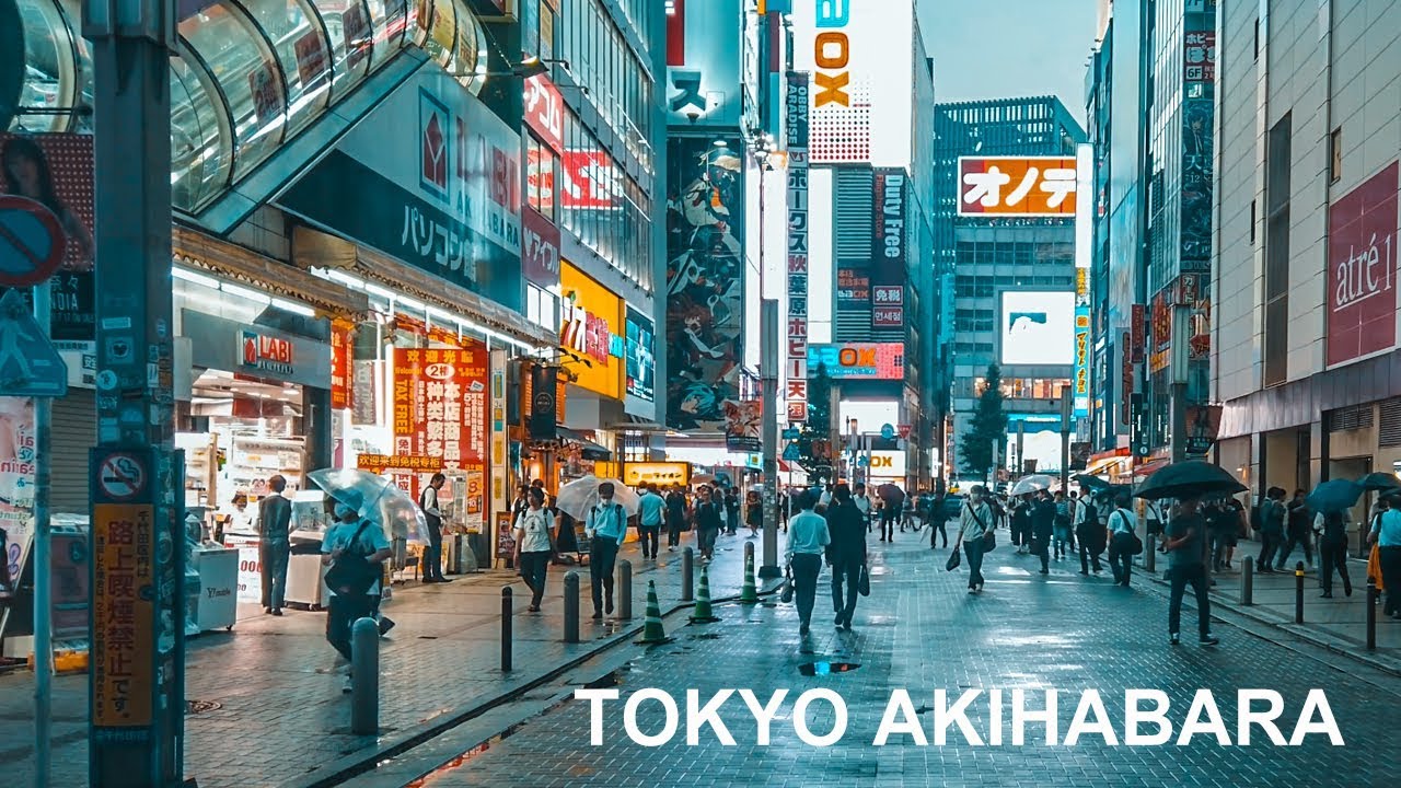 Rainy Night Walks In Akihabara, Tokyo - 4K/Osmo pocket