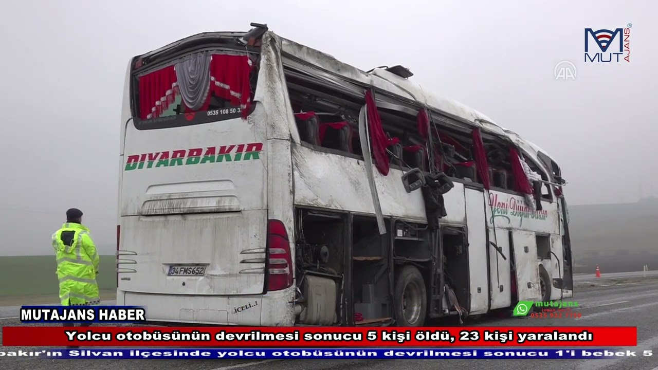 Yolcu otobüsünün devrilmesi sonucu 5 kişi öldü, 23 kişi yaralandı