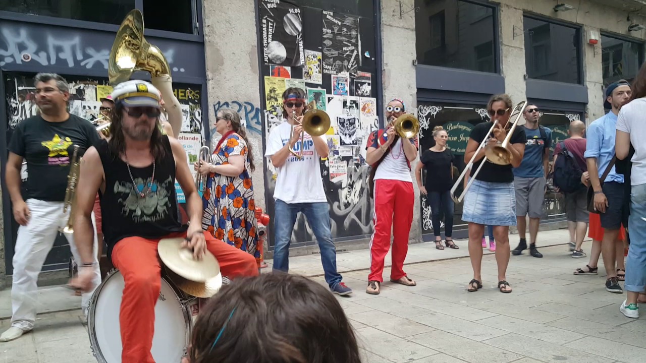 Fanfare Pustule - Fame