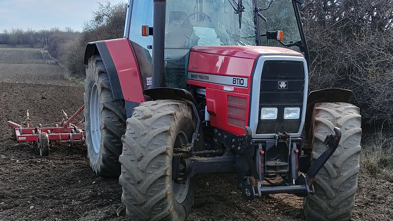 uprawa przedsiewna Massey Ferguson 8110