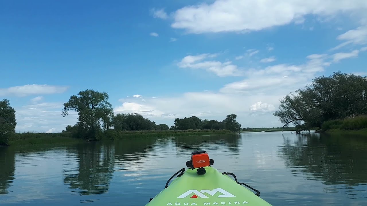 338.  Direction rivière Yamaska en kayak au Québec, décor magnifique